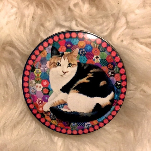 Hunky-dory Designs Limited Other - 1988 Cat Tin, Becky Hexagons by Lesley Ann Ivory